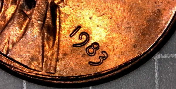 1983-P-Lincoln-Memorial-Cent-With-Peripheral-Die-Damage-Die-Attrition